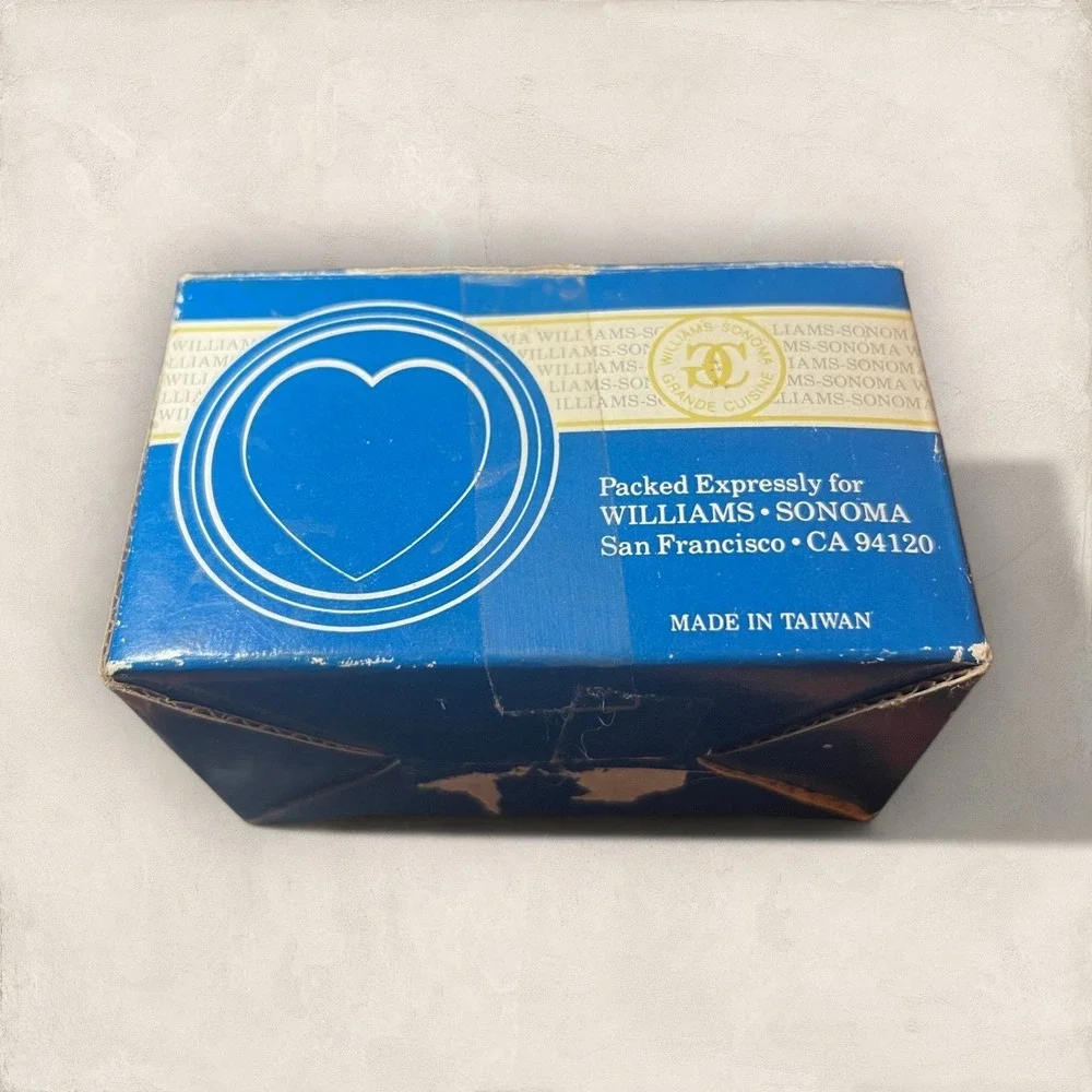 VTG Williams Sonoma Glass Cookie Stamps‎ 4pc Set Clear Floral Heart TAIWAN BOX